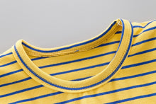 Load image into Gallery viewer, Worsted Infant Clothing Set